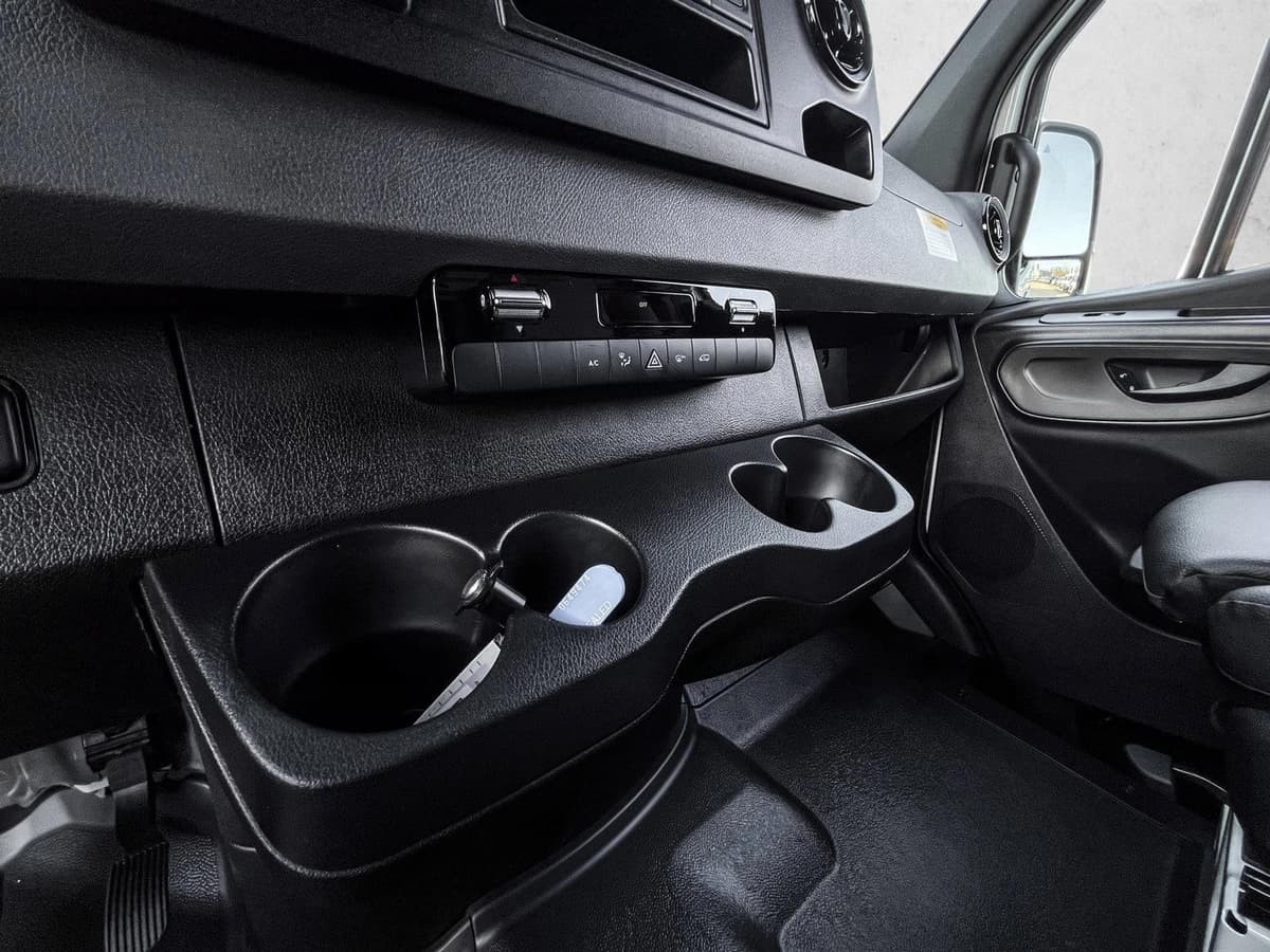 2026 Mercedes-Benz Sprinter Cargo Van 17