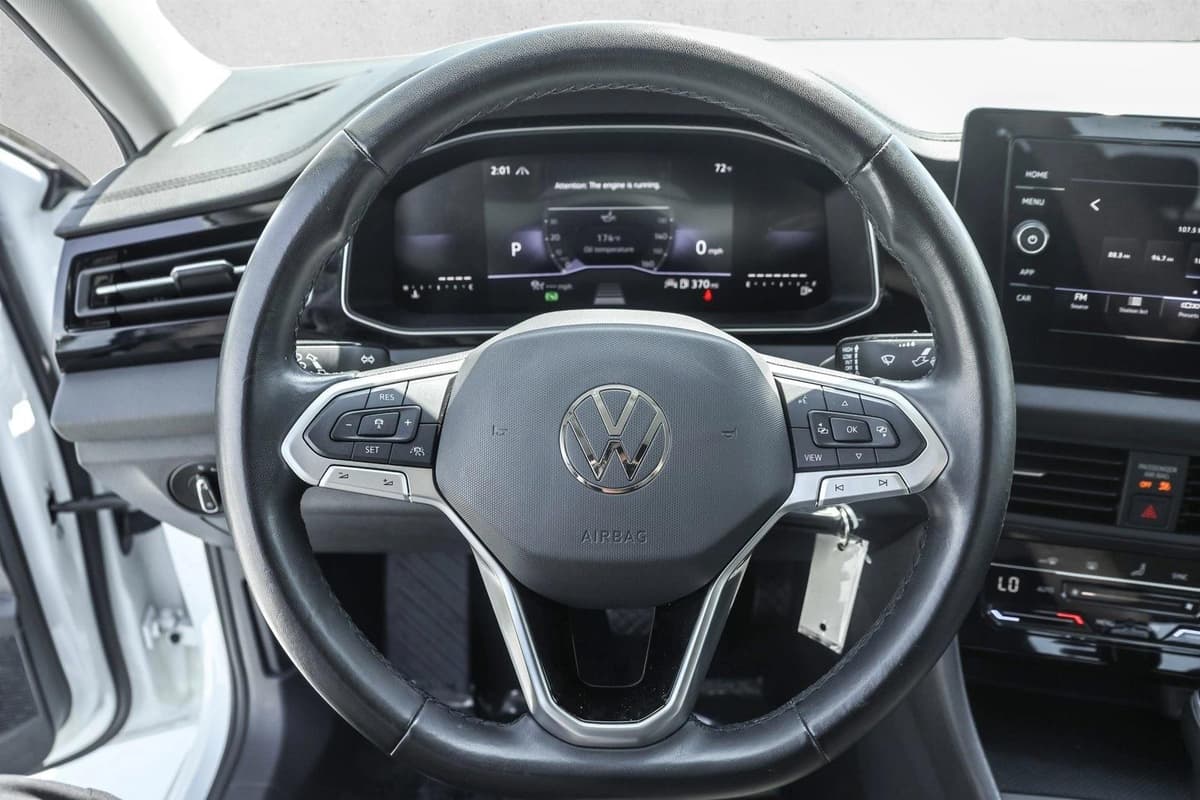 2025 Volkswagen Jetta 13