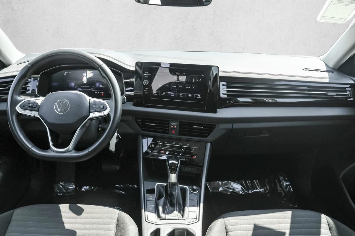 2025 Volkswagen Jetta 17