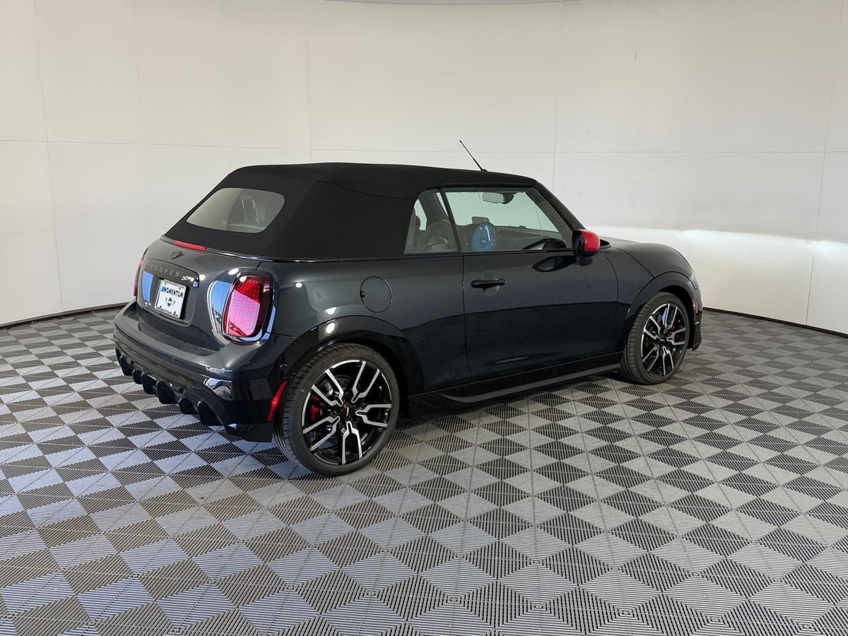 2026 MINI Convertible 8