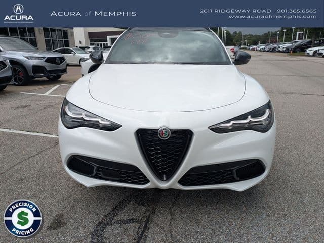 2025 Alfa Romeo Stelvio 11