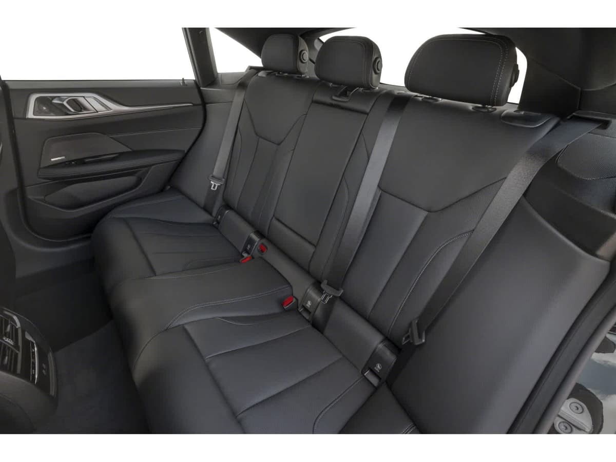 2026 BMW 4 Series 8