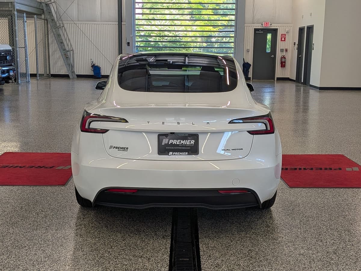 2026 Tesla Model 3 5