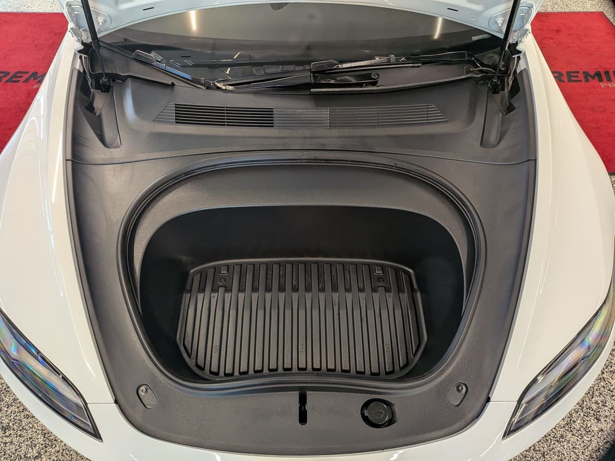 2026 Tesla Model 3 34