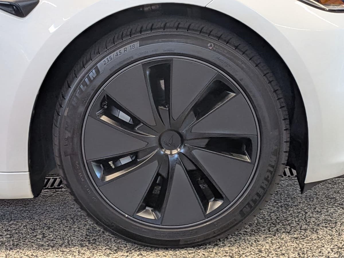 2026 Tesla Model 3 33