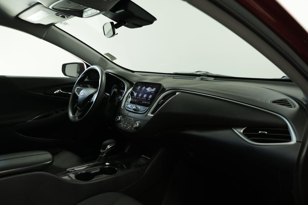 2025 Chevrolet Malibu 21