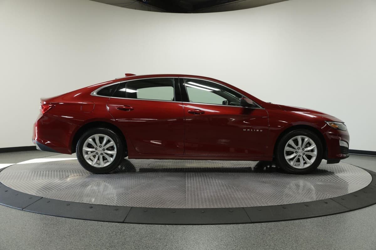 2025 Chevrolet Malibu 11