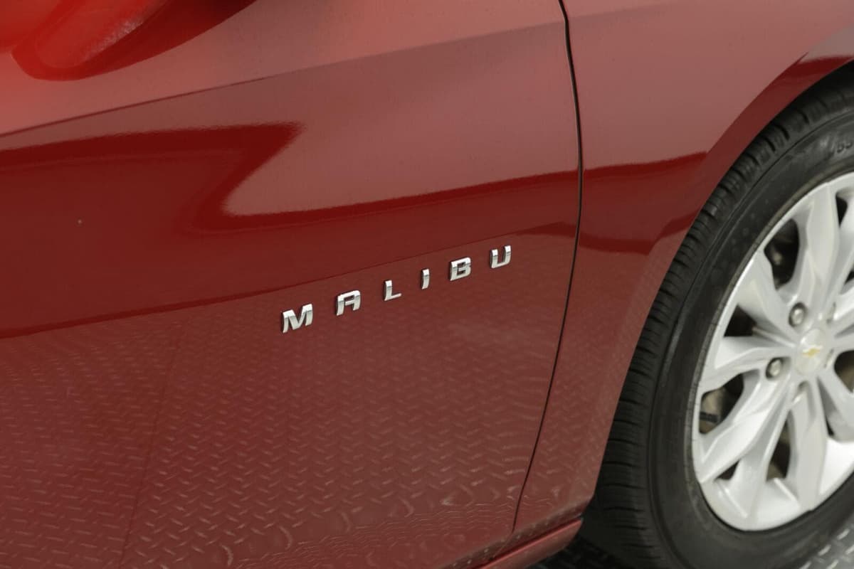 2025 Chevrolet Malibu 25