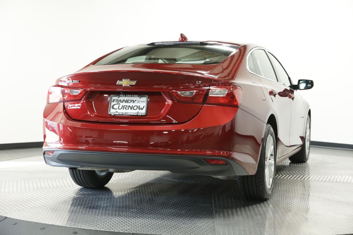 2025 Chevrolet Malibu 9
