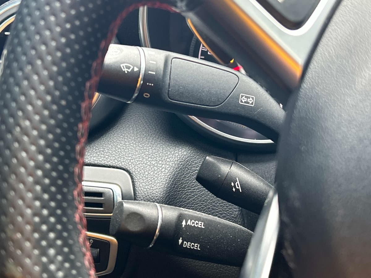 2017 Mercedes-Benz C-Class 24