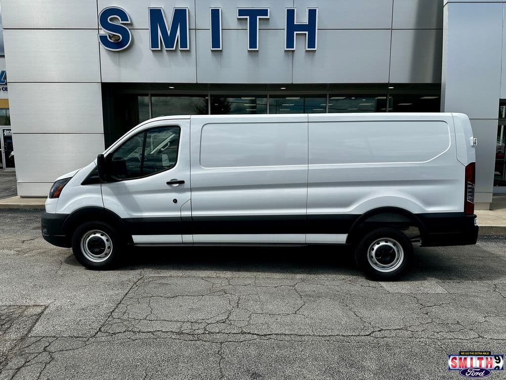 2026 Ford Transit Van 8