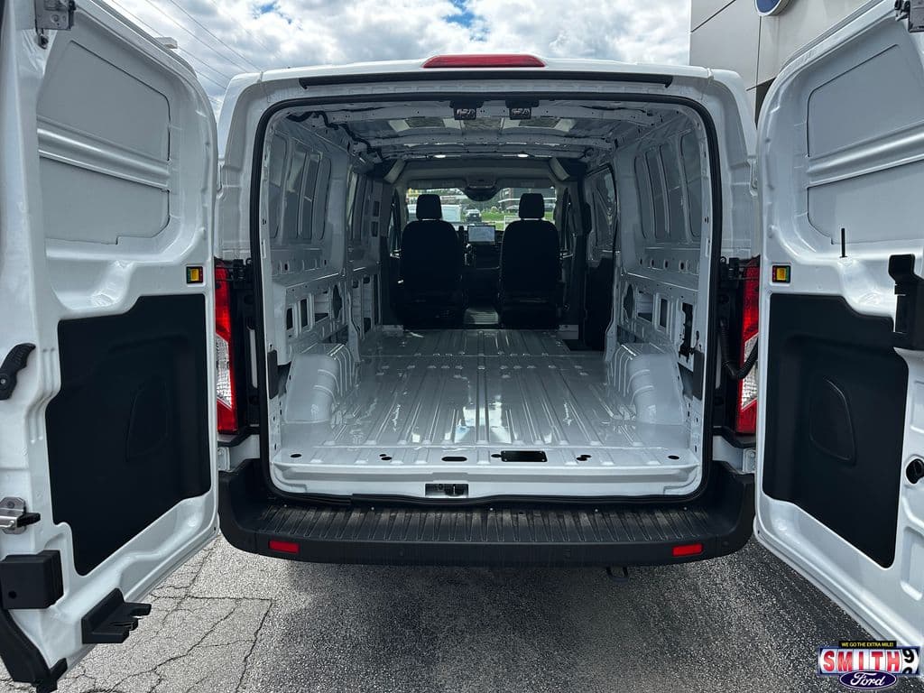2026 Ford Transit Van 22