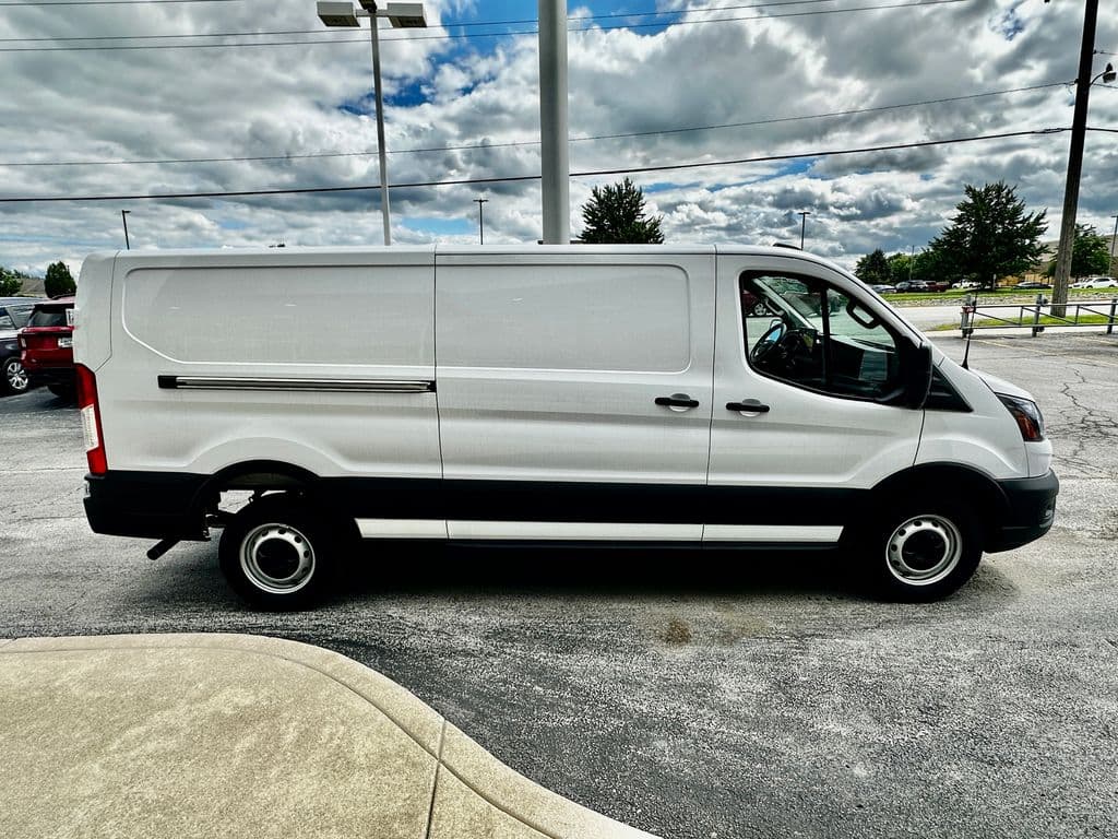 2026 Ford Transit Van 4