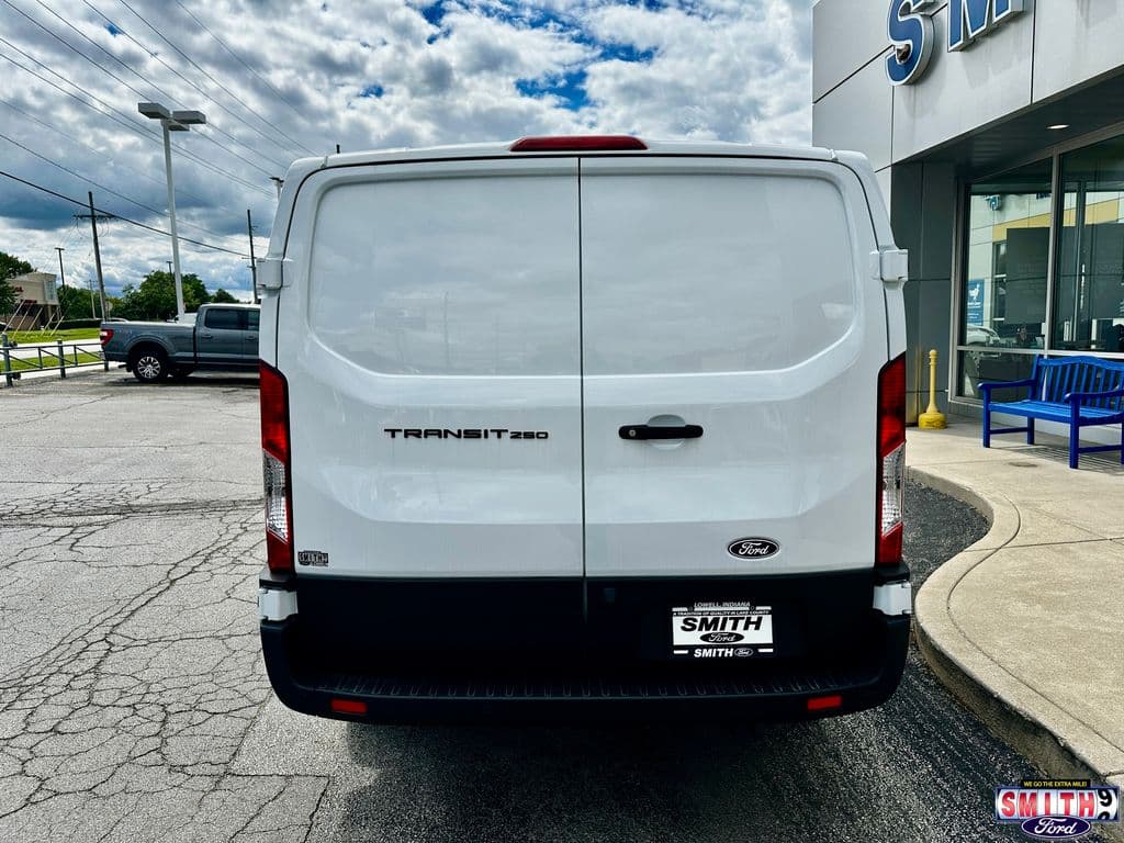 2026 Ford Transit Van 6