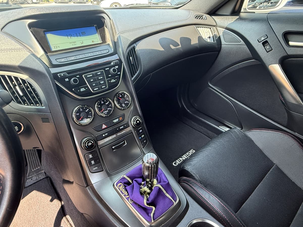 2015 Hyundai Genesis Coupe 8