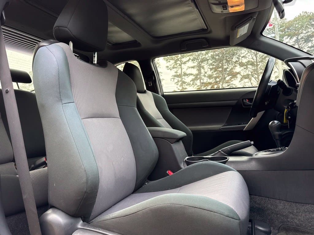 2015 Scion tC 17