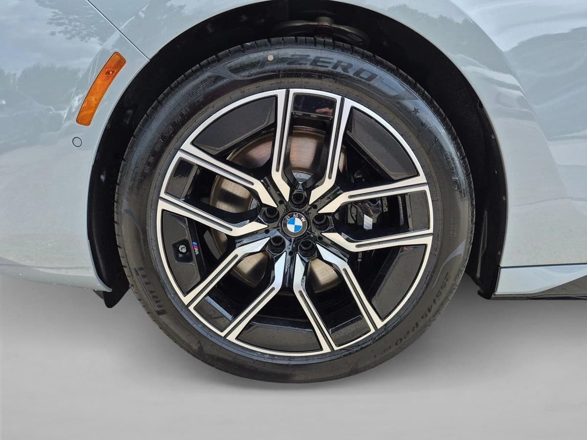 2026 BMW 7 Series 10