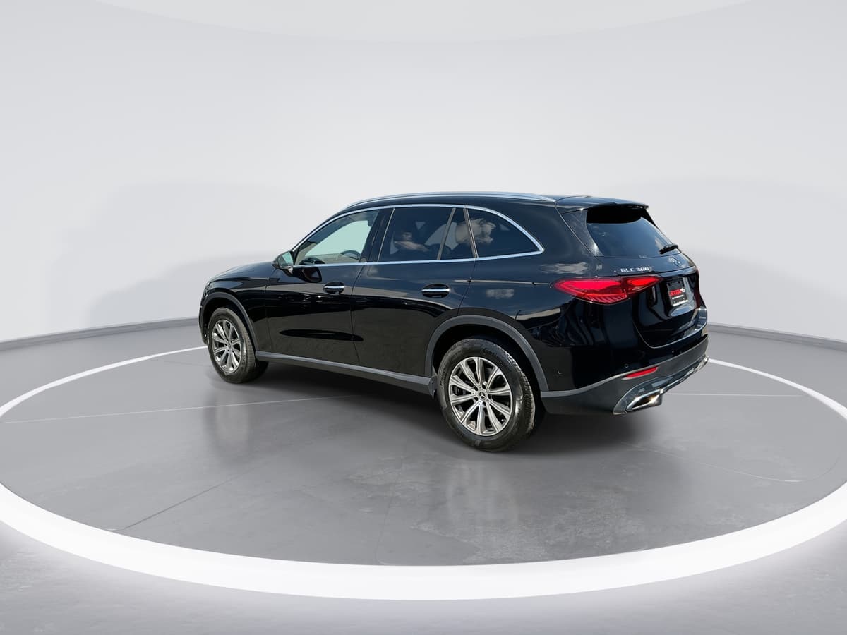 2024 Mercedes-Benz GLC 6