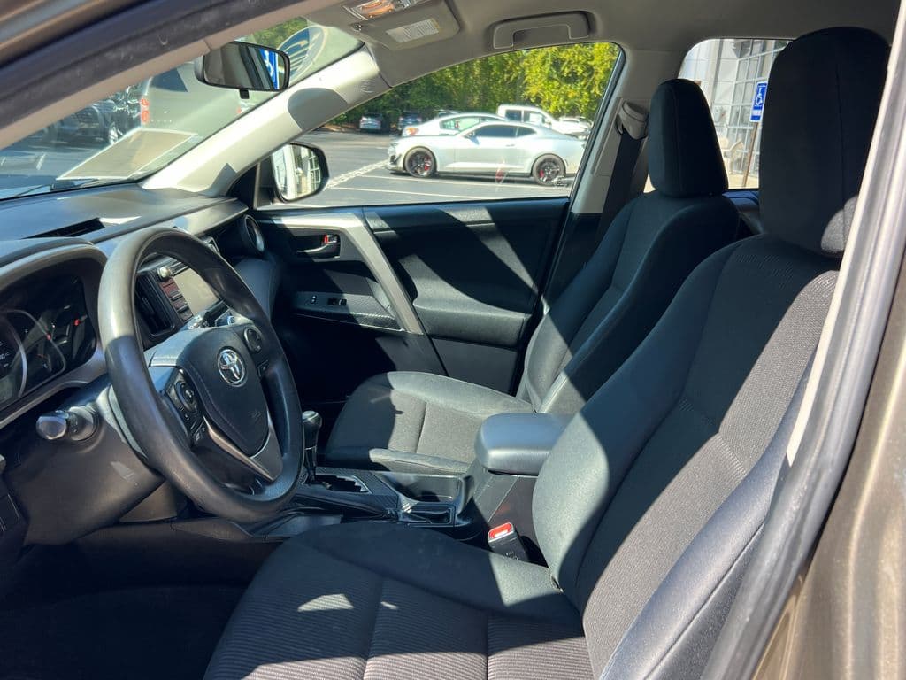 2015 Toyota RAV4 7
