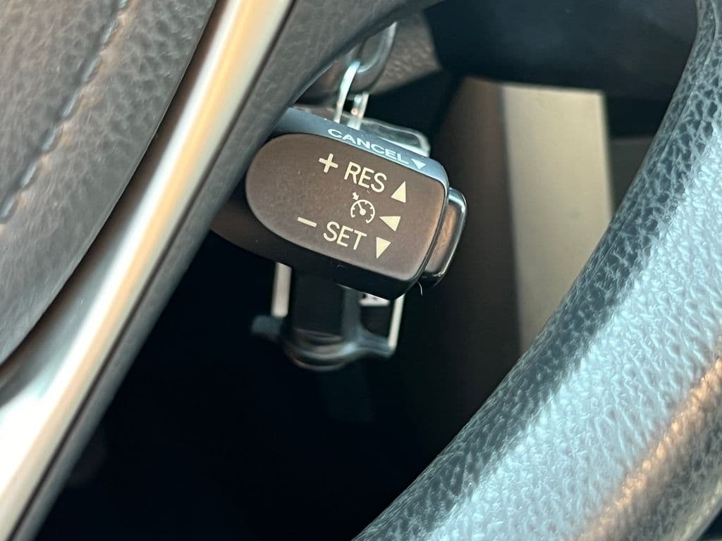 2015 Toyota RAV4 26