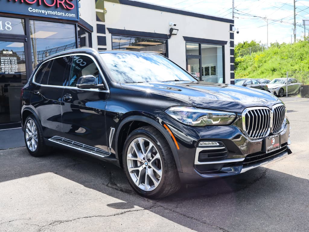 2021 BMW X5 8