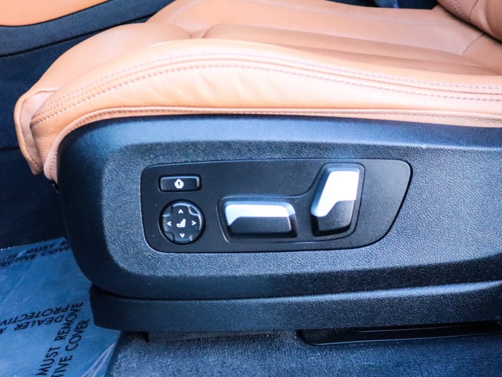 2021 BMW X5 38