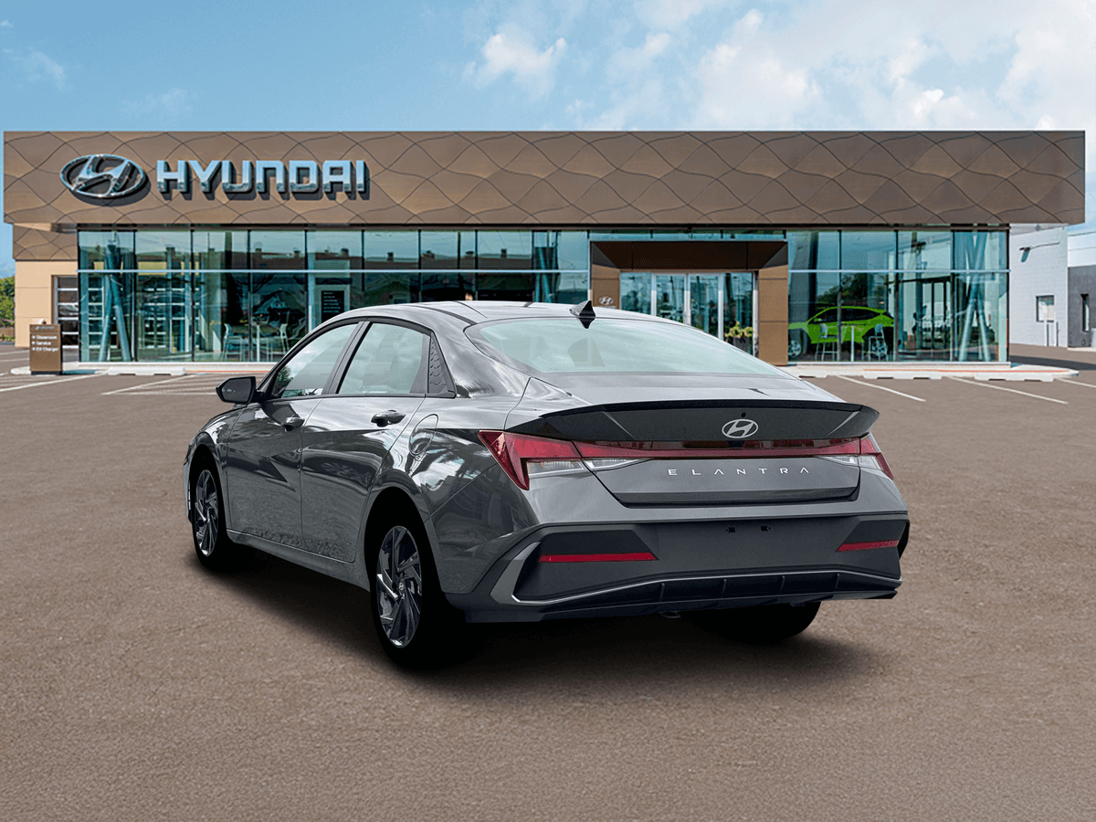 2026 Hyundai Elantra 5