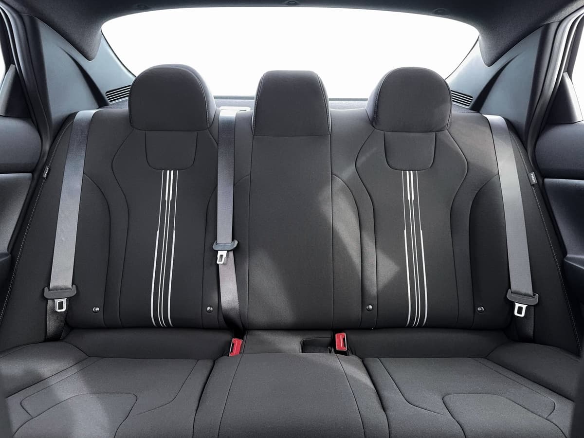 2026 Hyundai Elantra 16