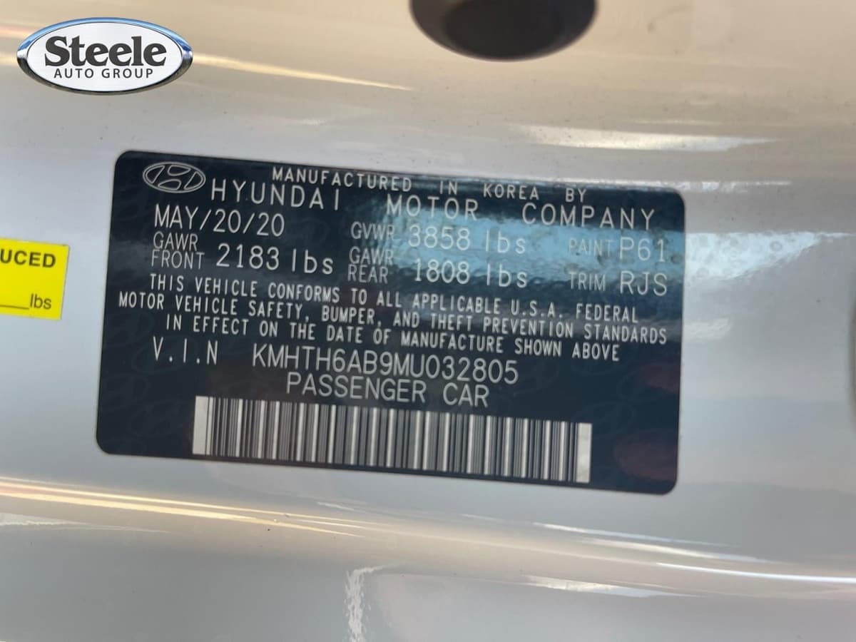 2021 Hyundai Veloster 37