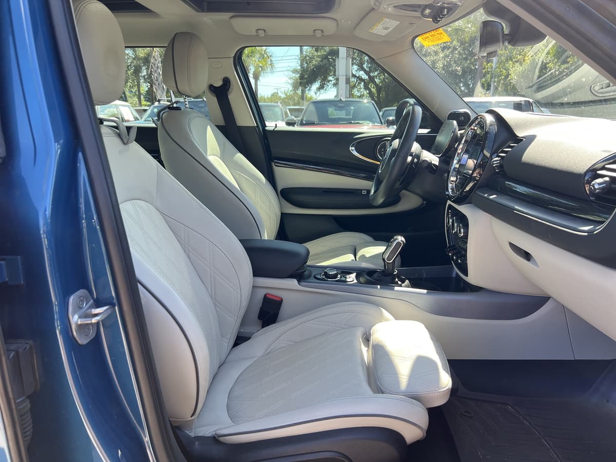 2022 MINI Clubman 33