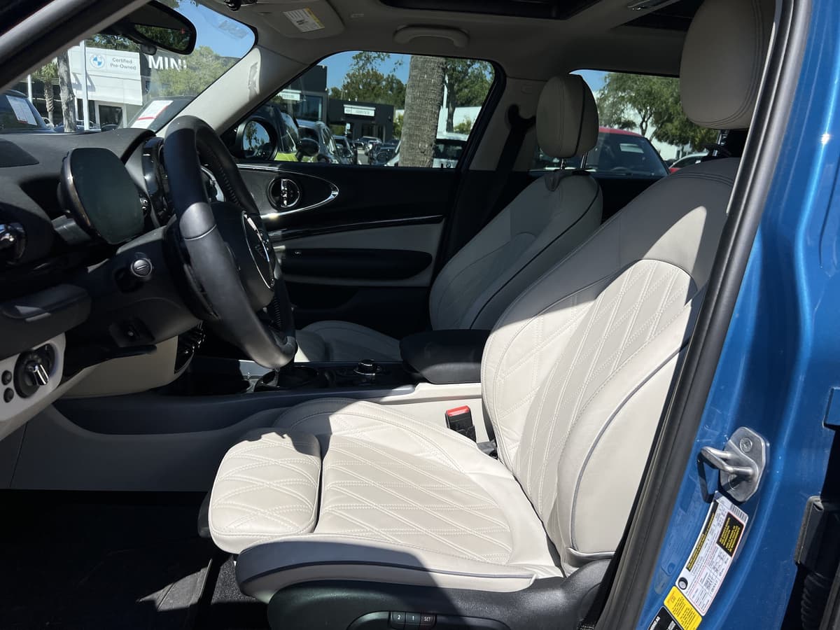 2022 MINI Clubman 16