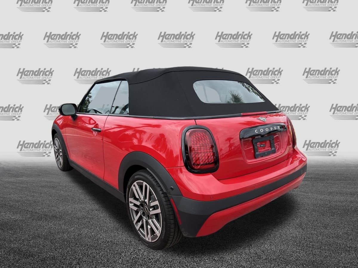 2026 MINI Convertible 8