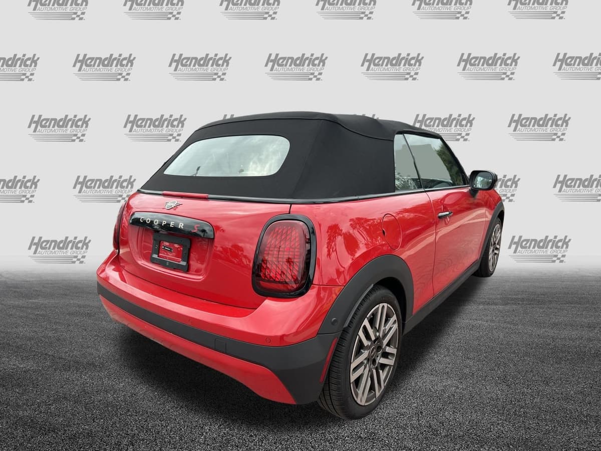 2026 MINI Convertible 10