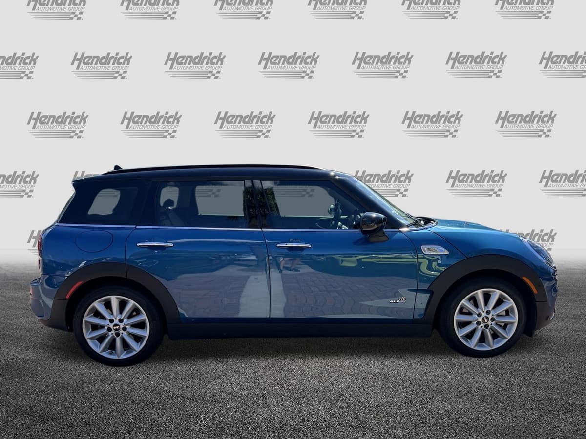 2022 MINI Clubman 11