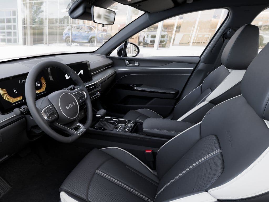 2026 Kia K5 17