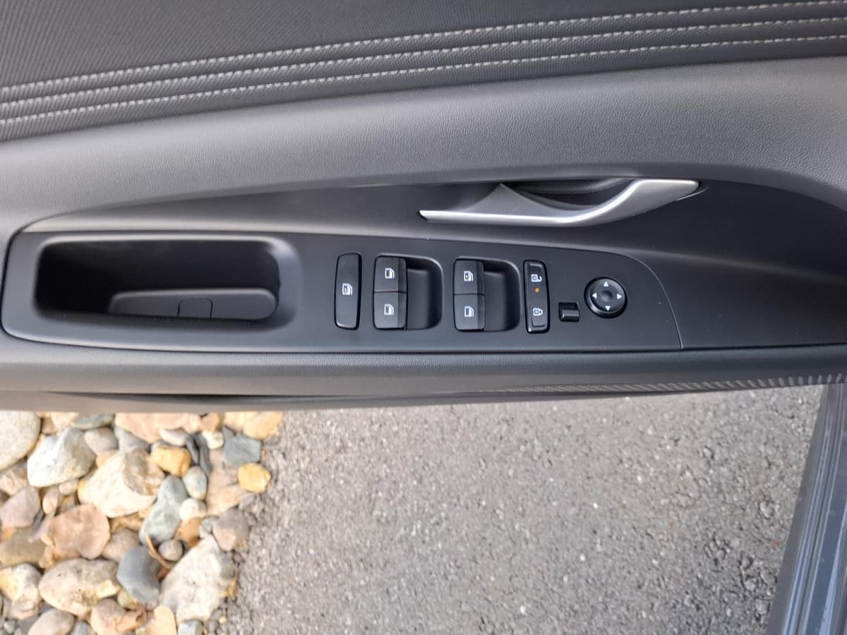 2026 Hyundai Elantra 19