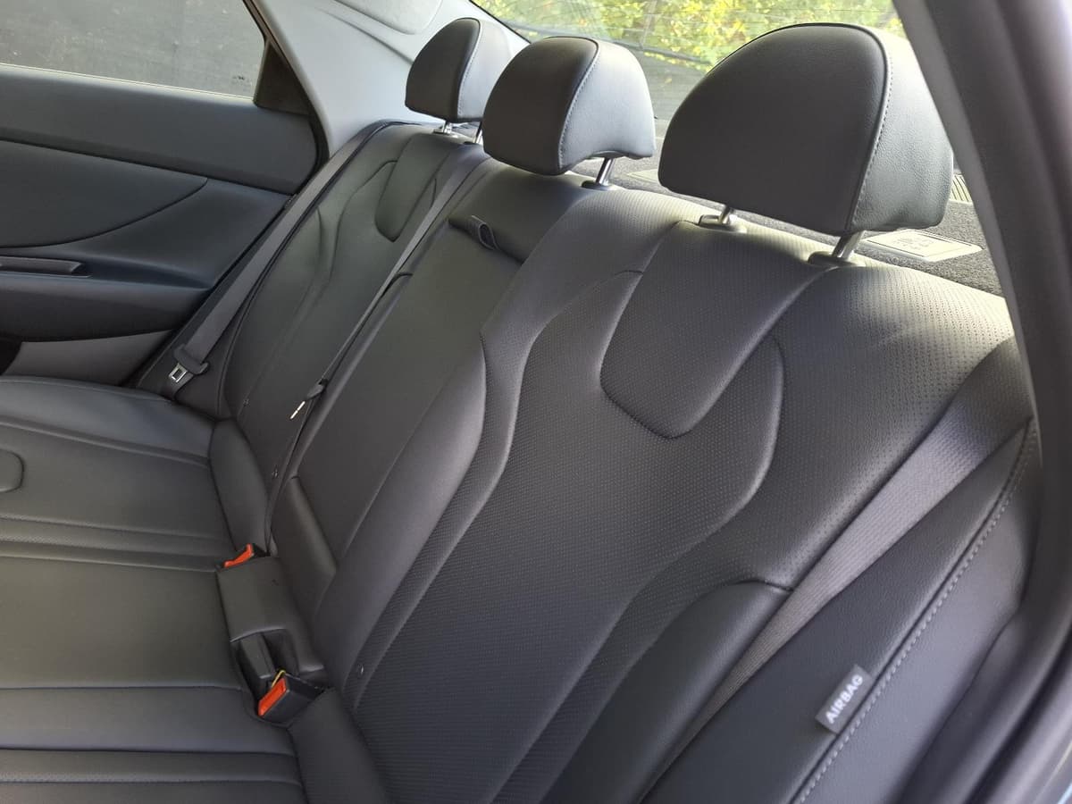 2026 Hyundai Elantra 14