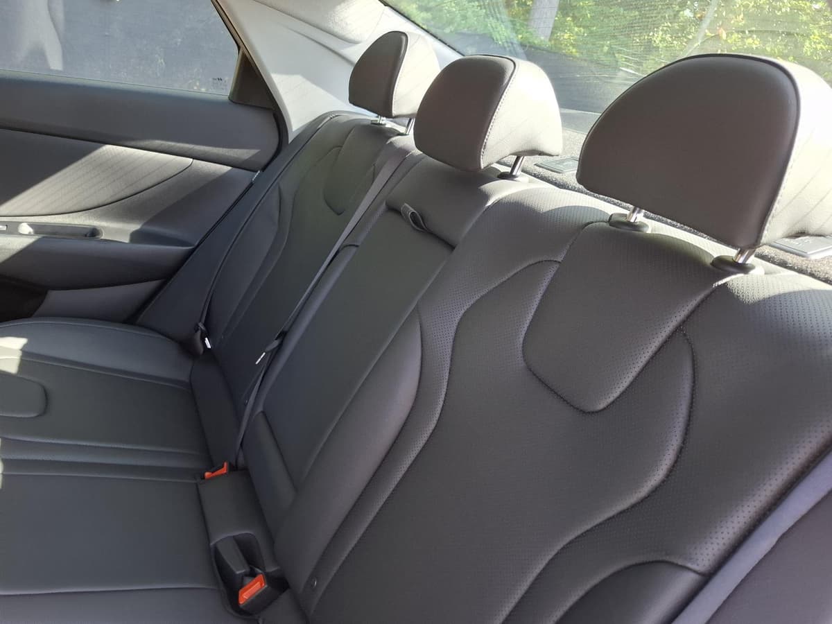 2026 Hyundai Elantra 14
