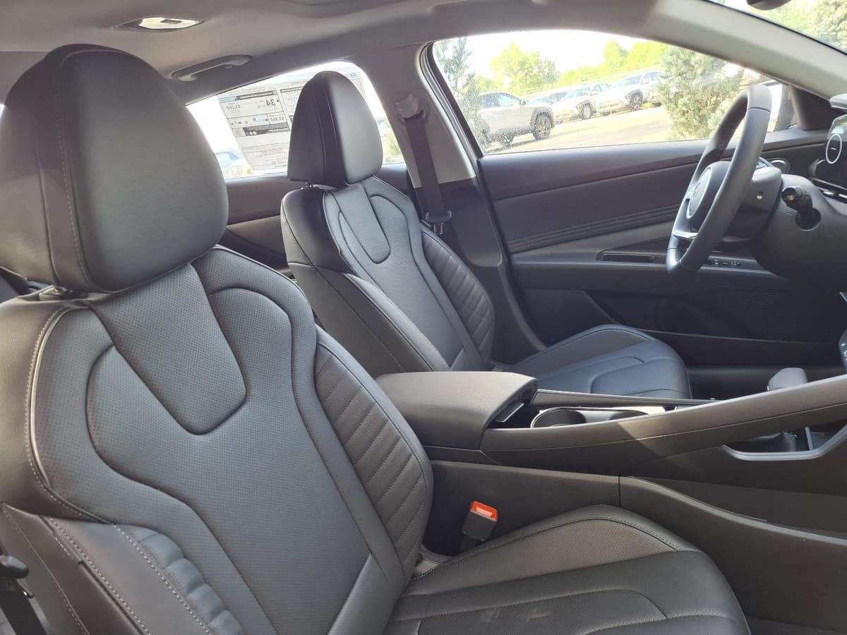 2026 Hyundai Elantra 9