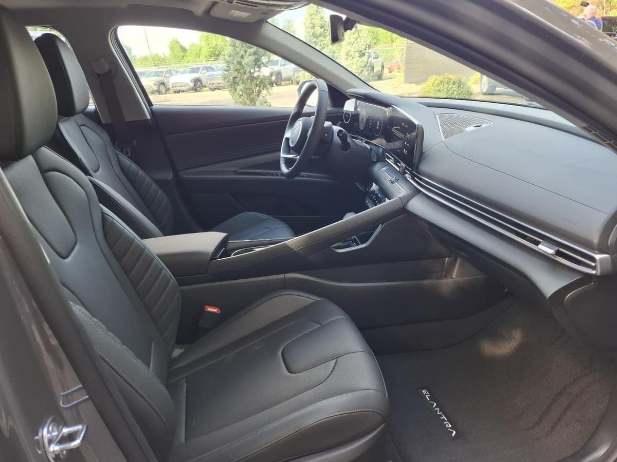2026 Hyundai Elantra 10