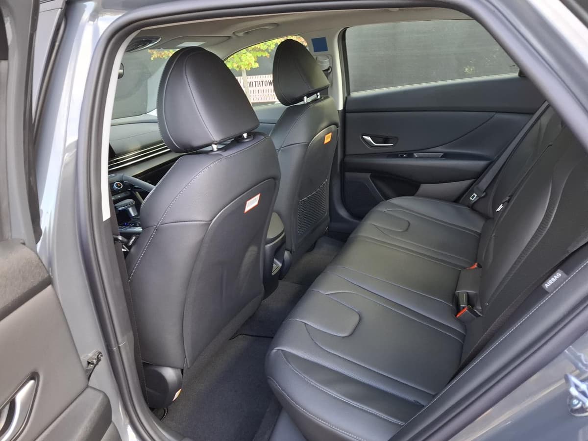 2026 Hyundai Elantra 15