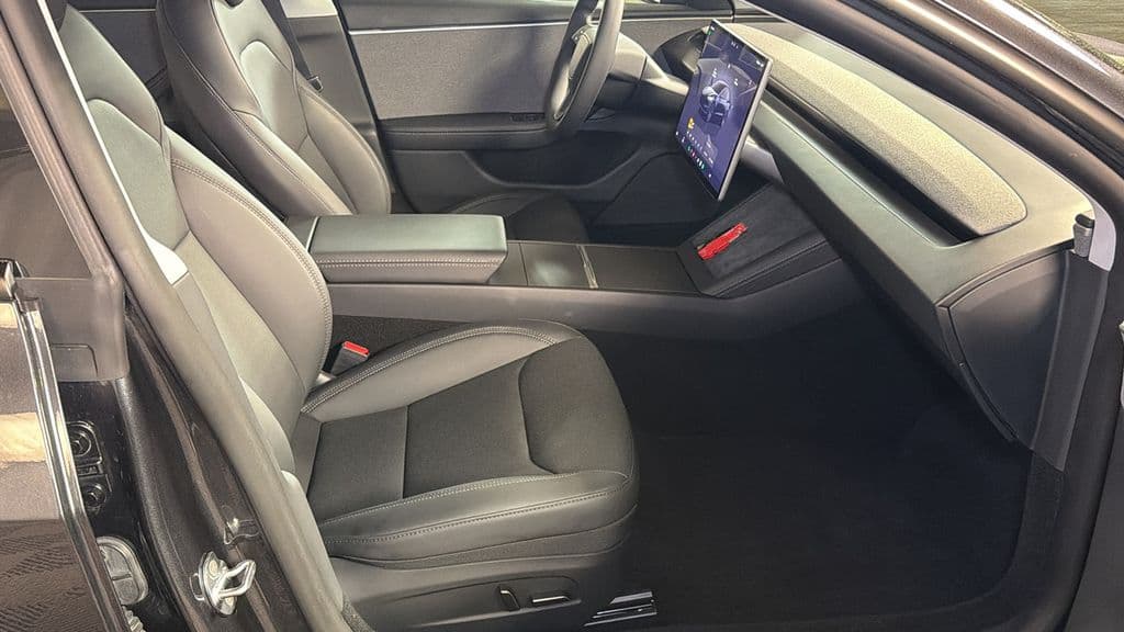 2025 Tesla Model 3 9