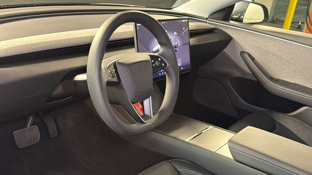 2025 Tesla Model 3 24