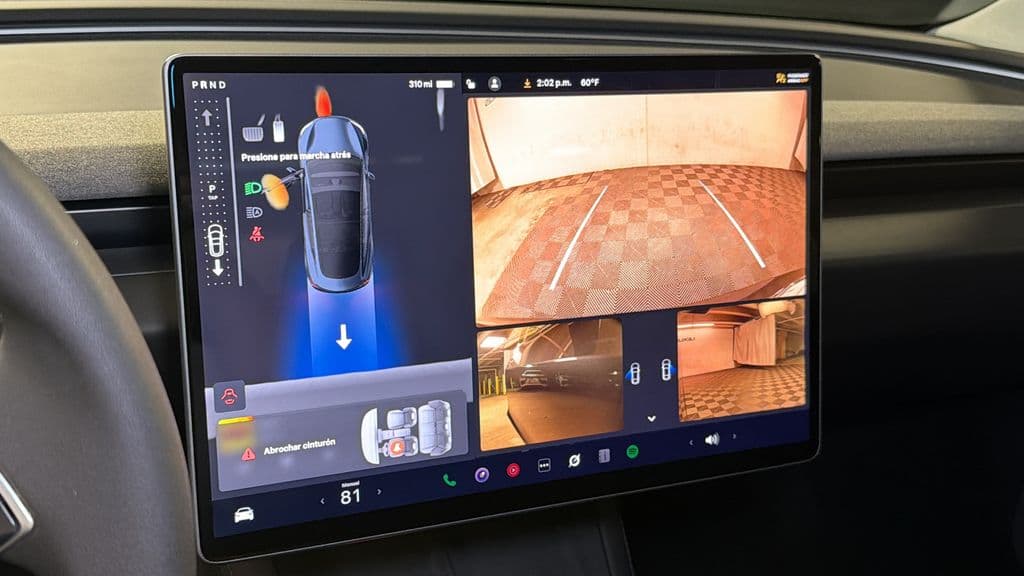 2025 Tesla Model 3 29