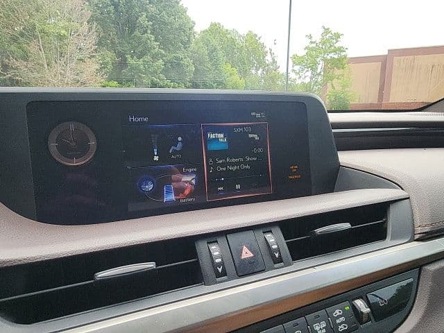 2021 Lexus ES Hybrid 22