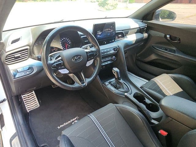 2022 Hyundai Veloster 14