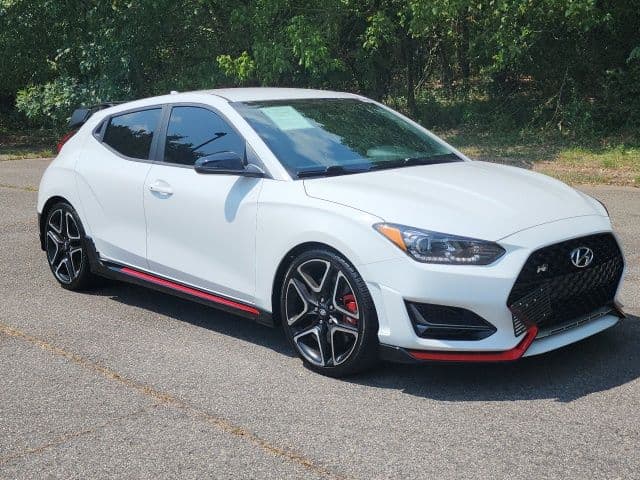 2022 Hyundai Veloster 7