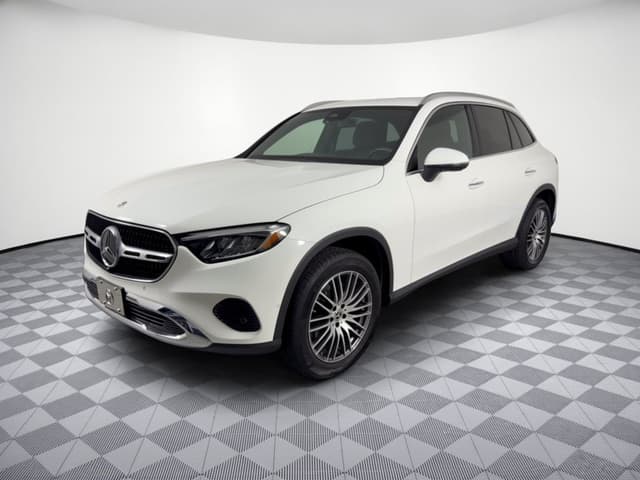 2025 Mercedes-Benz GLC