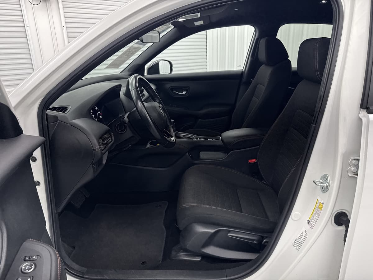2025 Honda HR-V 11