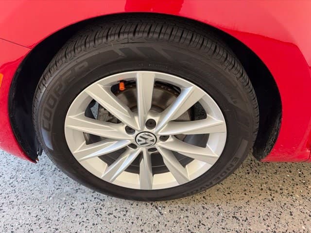 2019 Volkswagen Beetle 5